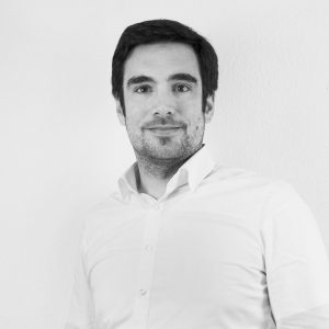 <b>Oliver Lösch</b>